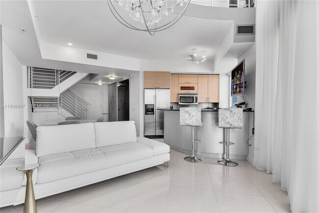 Building Photo - 60 SW 13th St