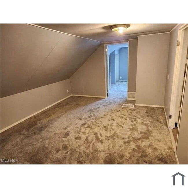 Building Photo - 3517 E 44th St