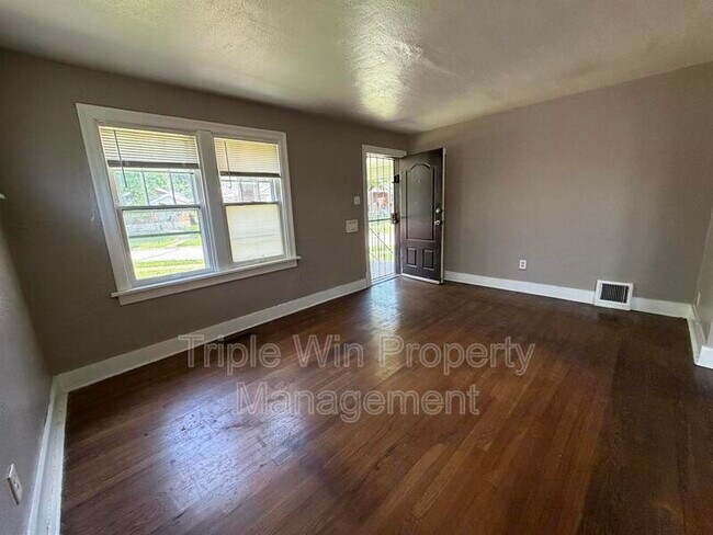 Building Photo - 8530 Lowell St