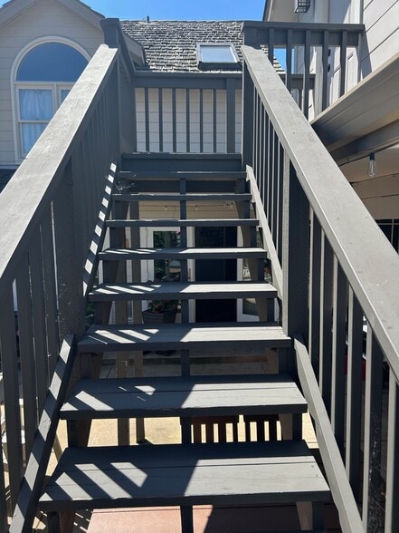 Building Photo - 1780 Grace Ave