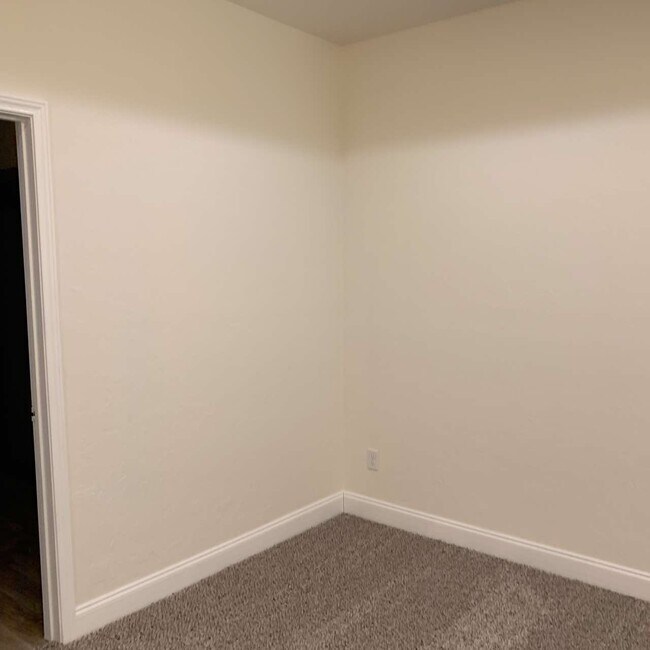 Building Photo - 1213 Hemphill St