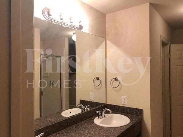 Building Photo - 1218 Jewel Ln