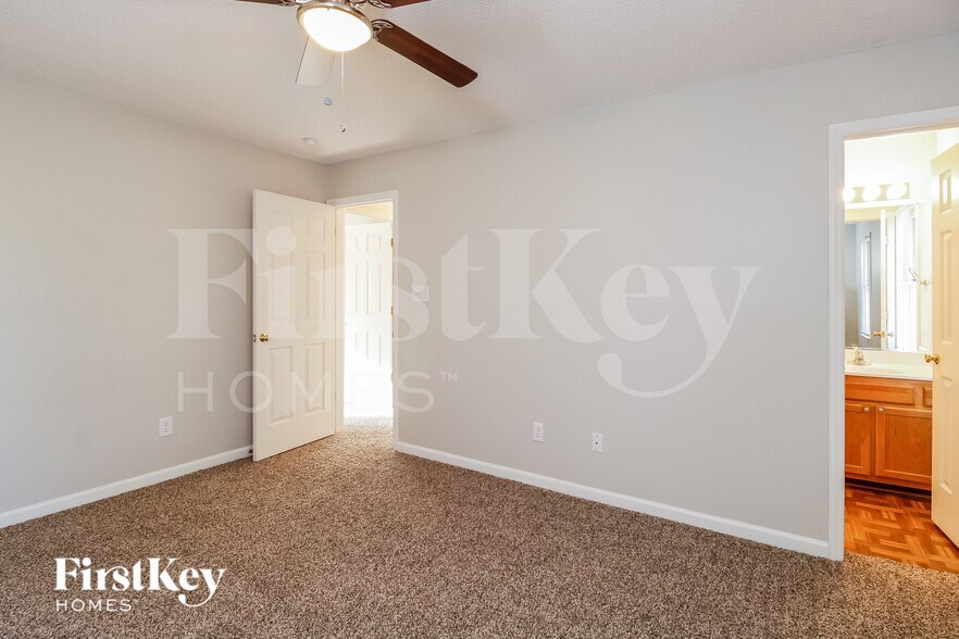 Building Photo - 2071 Saponi Village Ct