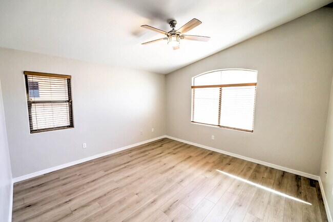 Building Photo - Newly remodeled 4 Bedroom in gated community!