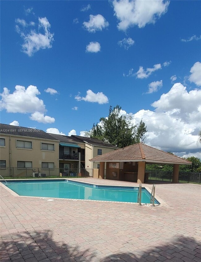 Building Photo - 7405 SW 152nd Ave