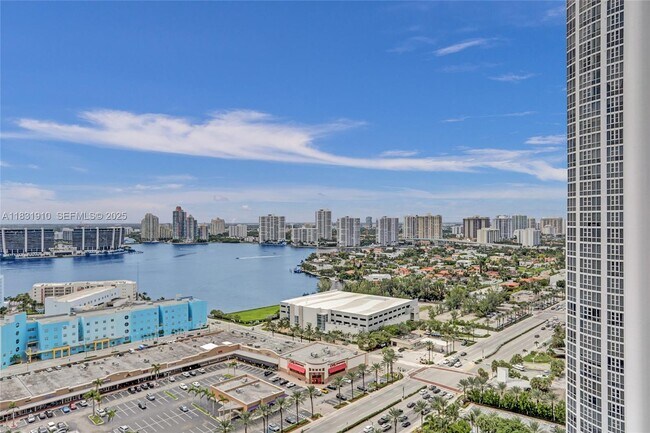 Building Photo - 18101 Collins Ave