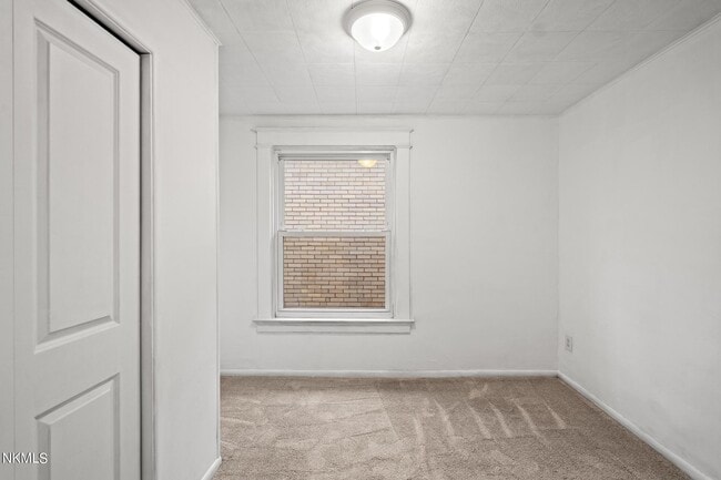 Building Photo - 210 Lafayette Ave