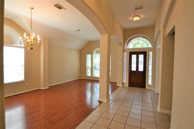 Building Photo - 6011 Stevens Creek Ct