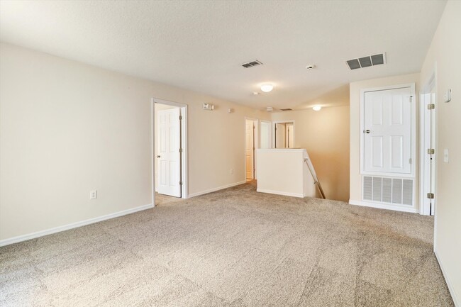 Building Photo - 2719 Portchester Ct