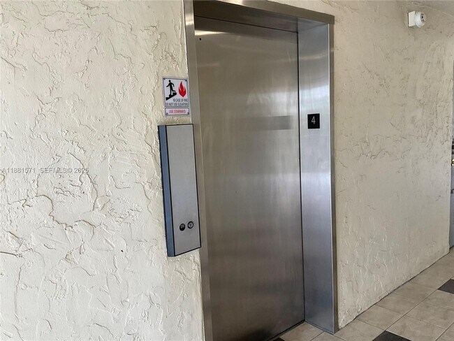 Building Photo - 3001 NW 48th Ave