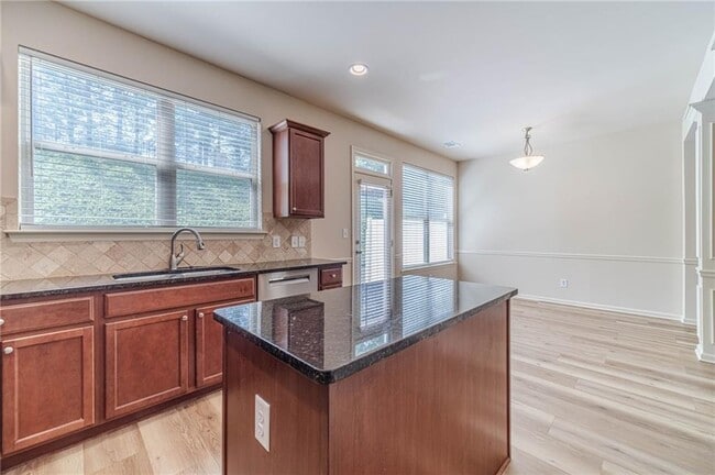 Building Photo - 3328 Sardis Bend Dr