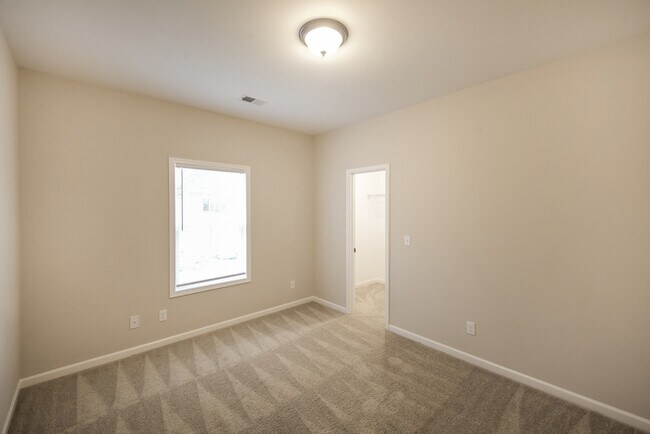 Building Photo - 595 Kincaid Cove Ln