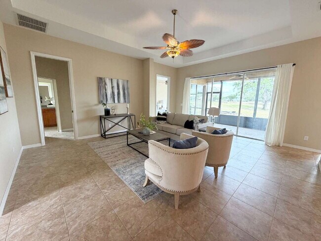 Building Photo - "Unfurnished Home on Golf Course in Hudson, FL - Spacious 1,853 Sq Ft Haven!"