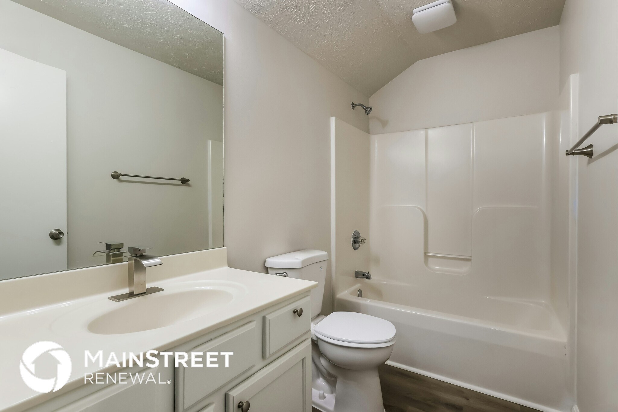 Building Photo - 4112 Willowview Blvd