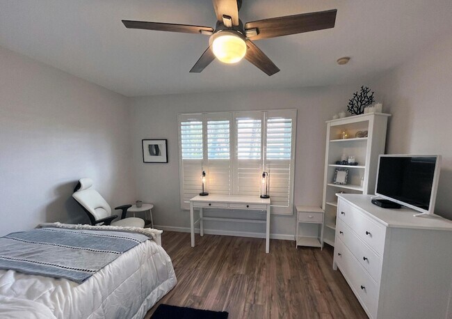 Building Photo - 2563 Egret Lake Dr