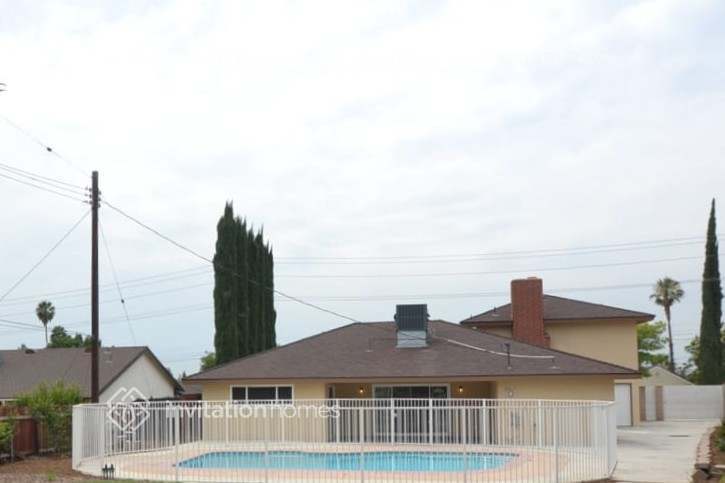 Building Photo - 6301 Arden Ave