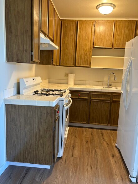 Building Photo - 1218 Presioca St