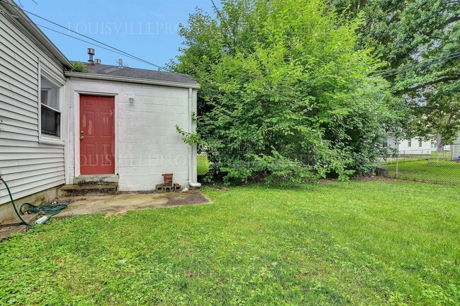 Building Photo - 6604 Miles Ave