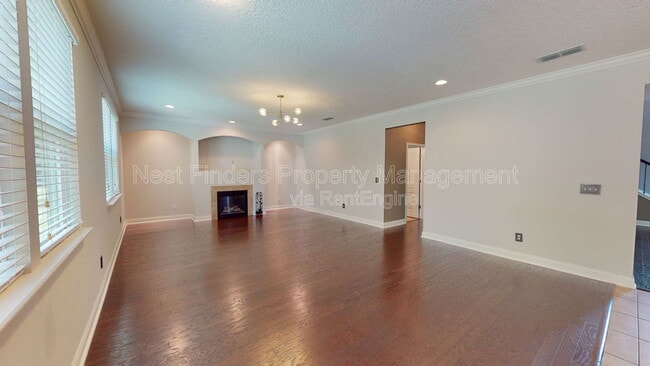 Building Photo - 2588 Cody Dr