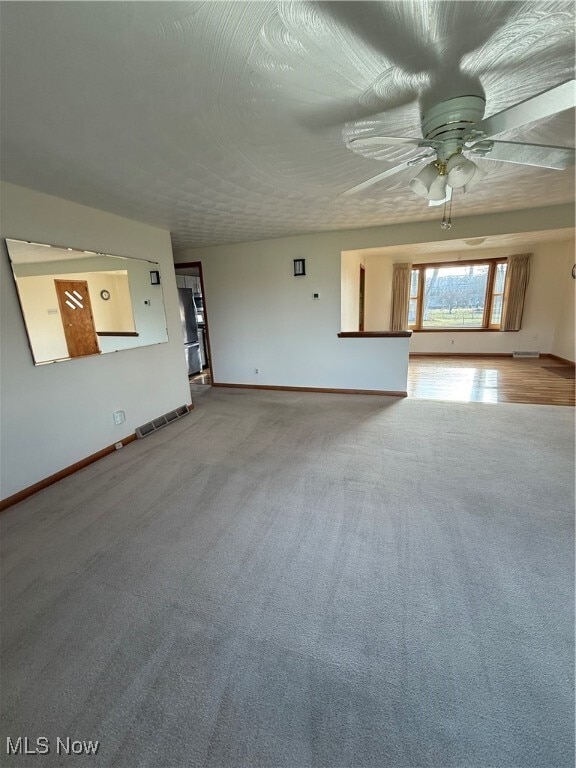 Building Photo - 964 Country Club Dr