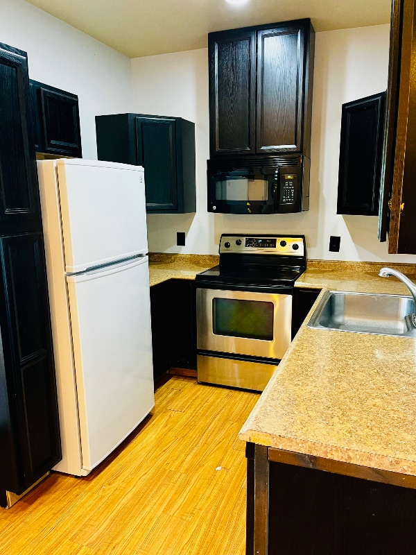 Building Photo - 13325 Brush Creek Rd