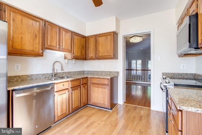 Building Photo - 1494 Hampton Hill Cir
