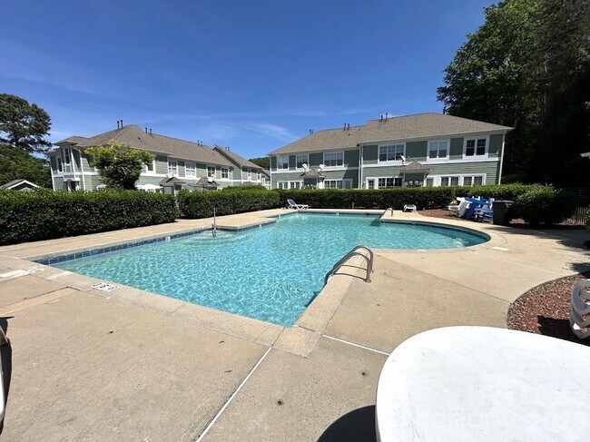 Building Photo - 17418 Tuscany Ln