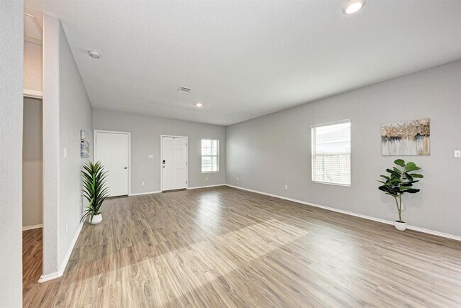 Building Photo - 129 Vulcan Dr