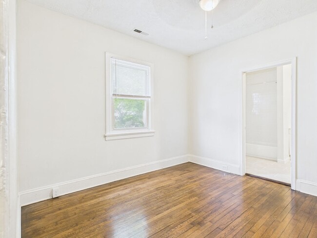 Building Photo - 2304 Concord Ave