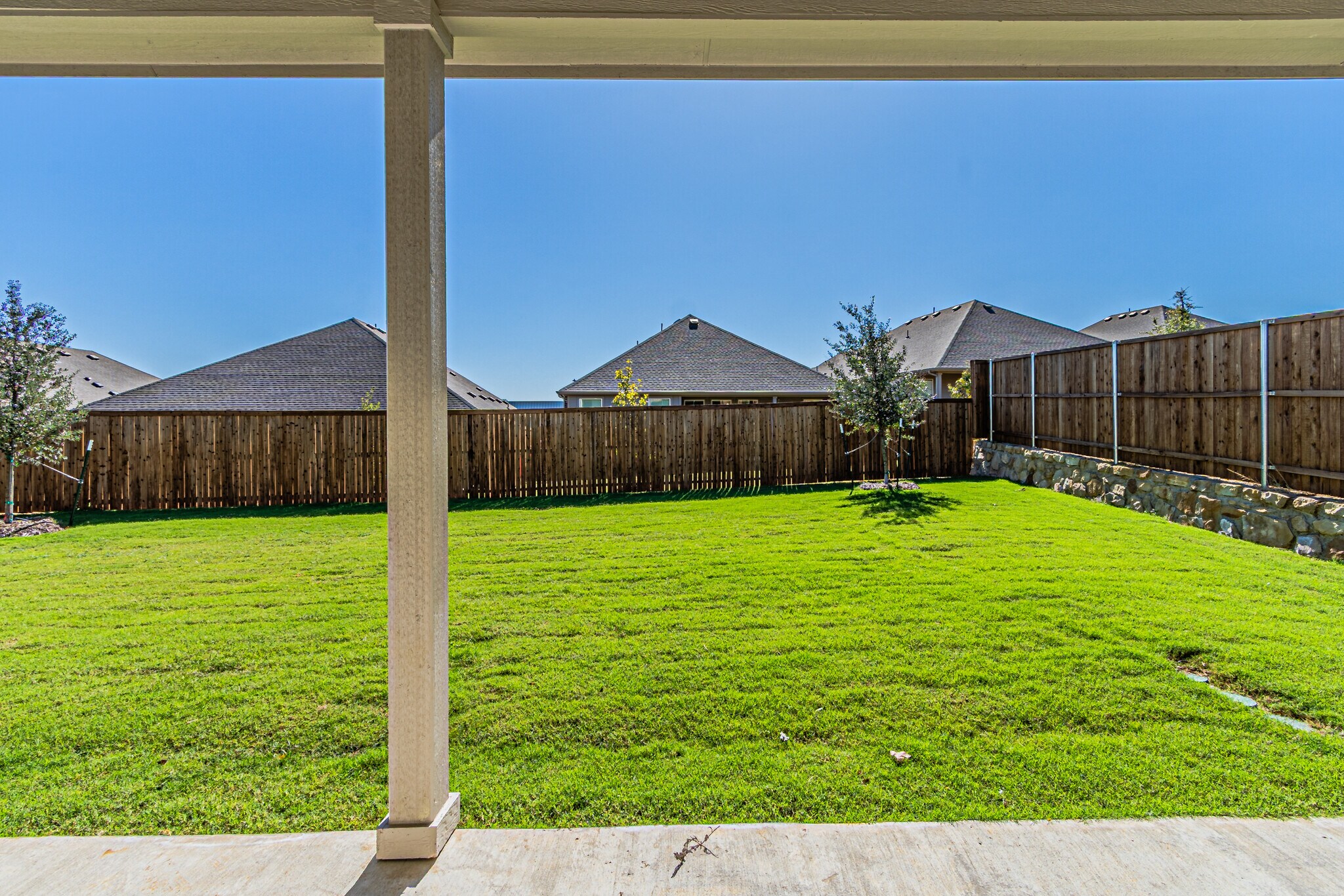 Building Photo - 10005 Warlander Dr