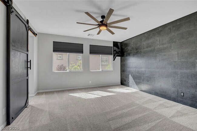 Building Photo - 8067 Tank Loop St