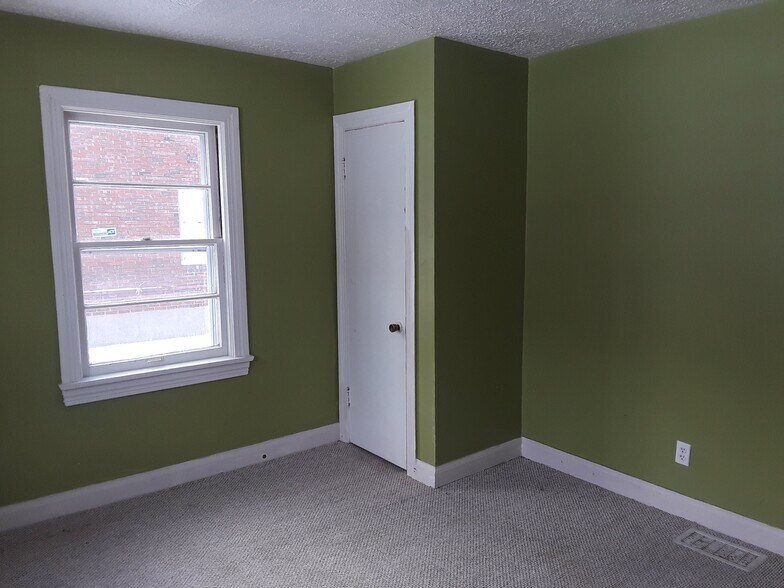 Bedroom #1 - 4848 Brenda Dr