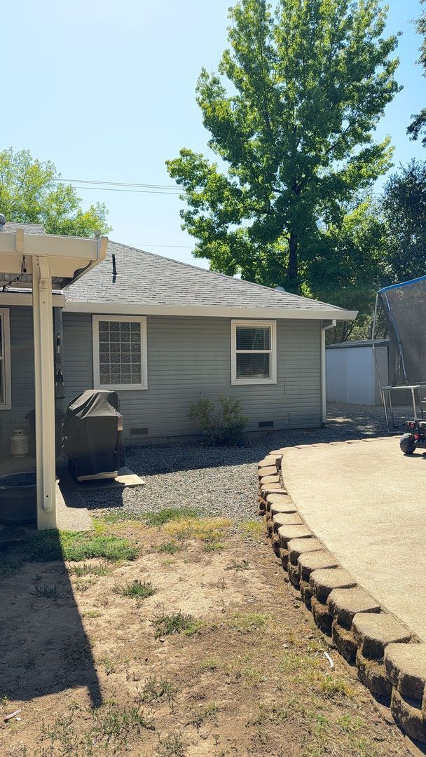 Building Photo - Beautiful Orangevale Home