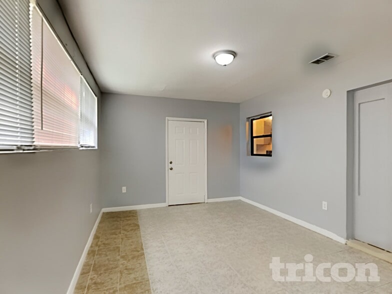 Building Photo - 4905 Leprechaun Way