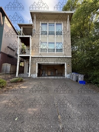 Building Photo - 3 Bedroom 4 Bathroom - Hood River
