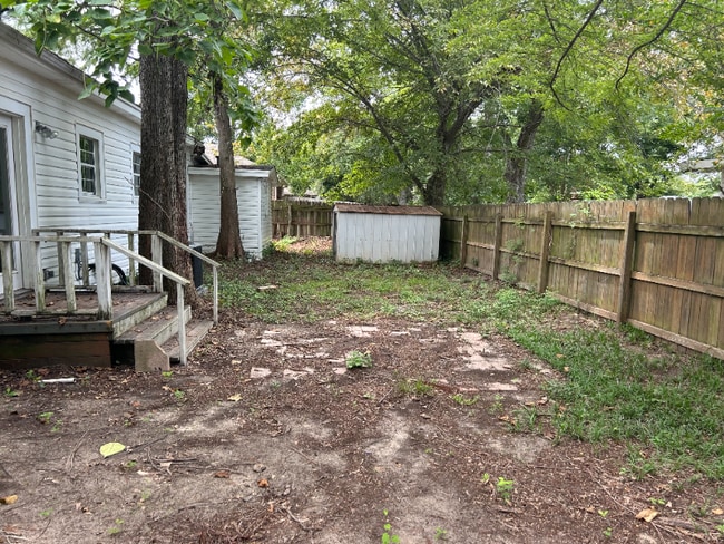 Building Photo - 120 S Montgomery St