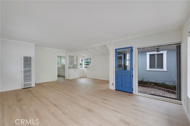 Building Photo - 122 Apolena Ave