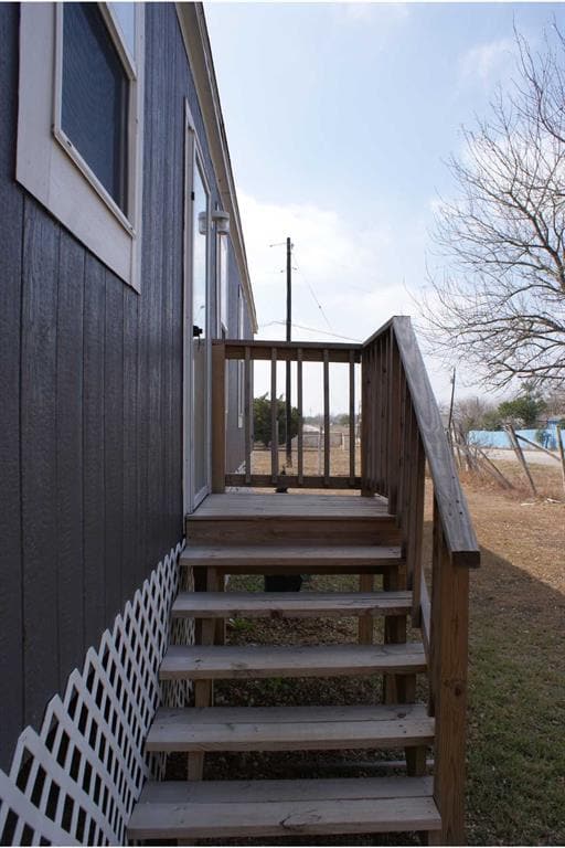 Building Photo - 501 Mesquite Rd