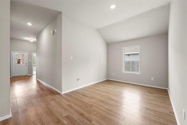 Building Photo - 513 Bonnerville Ln