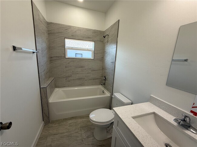 Building Photo - 3005 31st St W