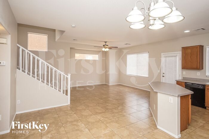 Building Photo - 6450 Kilrenny Ave