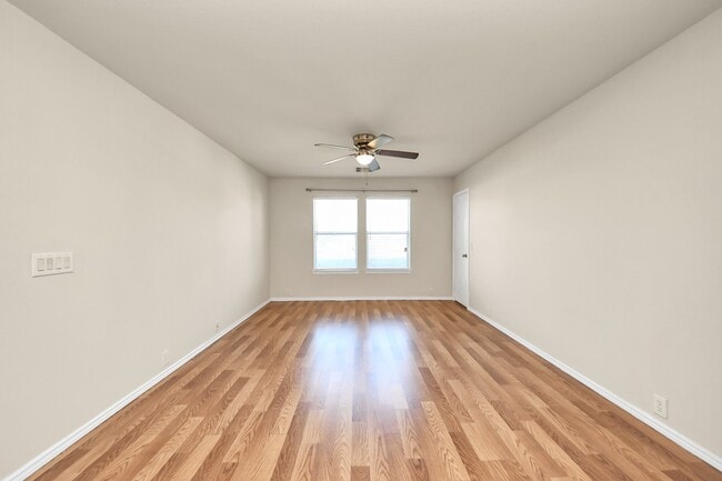 Building Photo - 2038 Eddlewood Ct