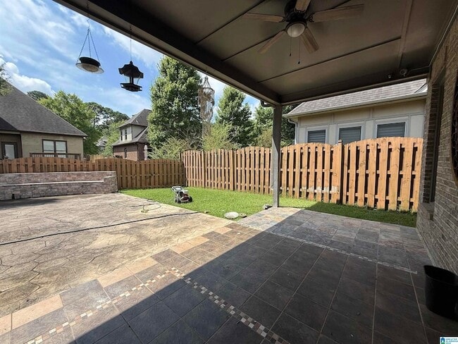 Building Photo - 2304 Arbor Glen