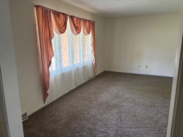Building Photo - 239 Lynbrook Dr