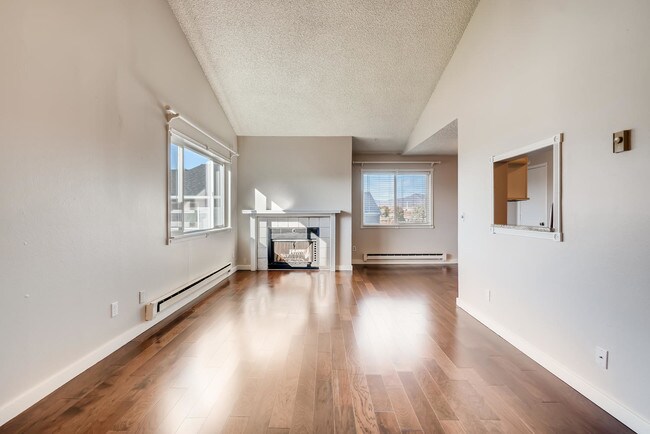 Building Photo - 8100 W Quincy Ave