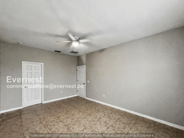 Building Photo - 505 Viceroy Ct