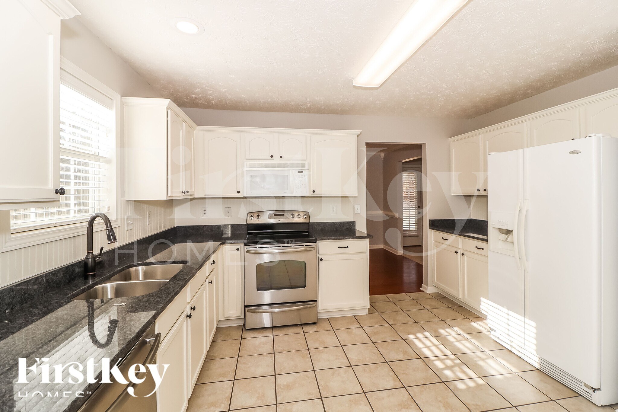 Building Photo - 1099 Harbins Pass Dr