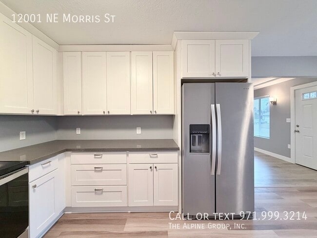 Building Photo - 12001 NE Morris St