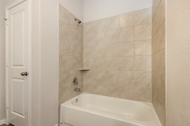 Building Photo - 15226 Estrella Rd W