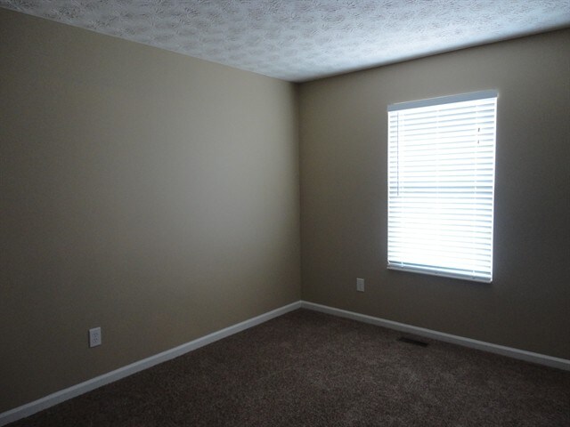 Building Photo - 509 Lake Front Dr